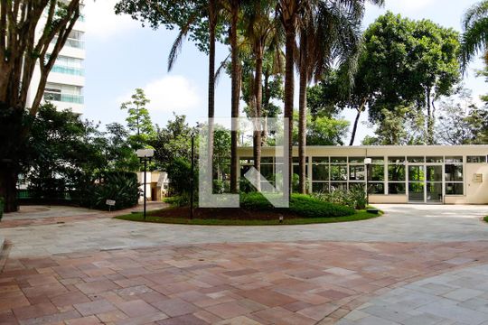 Área comum de apartamento para alugar com 3 quartos, 181m² em Umuarama, Osasco