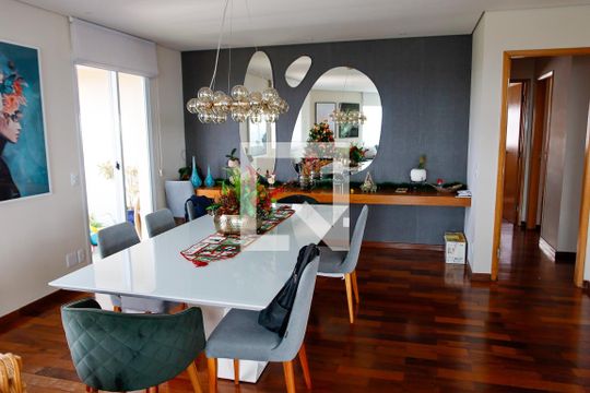 Sala de apartamento para alugar com 3 quartos, 181m² em Umuarama, Osasco
