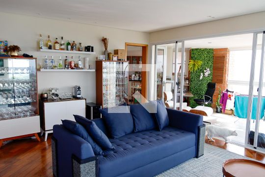 Sala de apartamento para alugar com 3 quartos, 181m² em Umuarama, Osasco