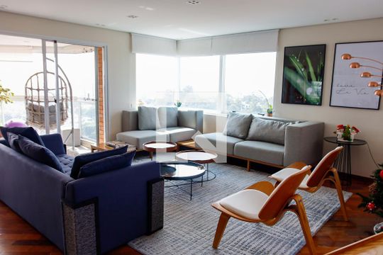 Sala de apartamento para alugar com 3 quartos, 181m² em Umuarama, Osasco