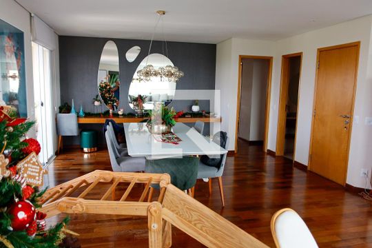 Sala de apartamento para alugar com 3 quartos, 181m² em Umuarama, Osasco