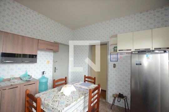 Cozinha de apartamento para alugar com 2 quartos, 75m² em Irajá, Rio de Janeiro