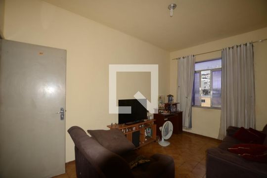 Sala de apartamento para alugar com 2 quartos, 75m² em Irajá, Rio de Janeiro