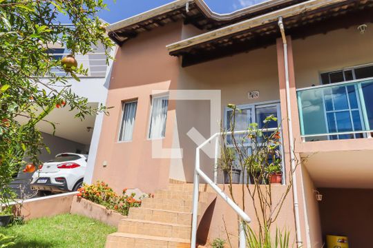 Fachada de casa de condomínio à venda com 3 quartos, 180m² em Chácara Morada Mediterrânea, Jundiaí
