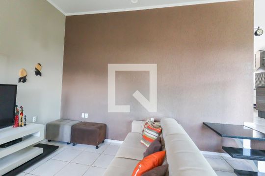 Sala de casa de condomínio à venda com 3 quartos, 180m² em Chácara Morada Mediterrânea, Jundiaí
