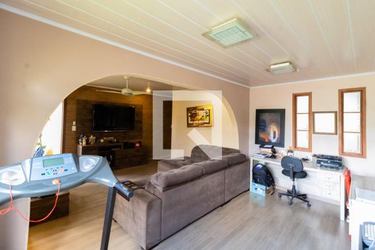 Sala de casa à venda com 3 quartos, 130m² em Mato Grande, Canoas