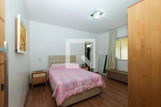 Suíte de casa à venda com 4 quartos, 130m² em Grajau, Rio de Janeiro