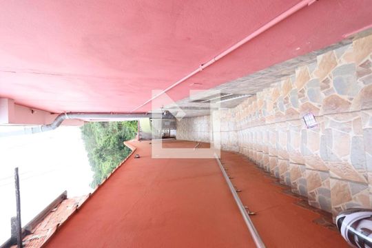 Casa para alugar com 2 quartos, 70m² em Jardim Santa Terezinha (zona Leste), São Paulo