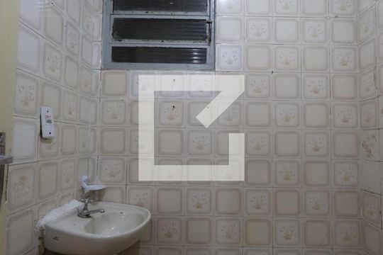 Casa para alugar com 2 quartos, 70m² em Jardim Santa Terezinha (zona Leste), São Paulo