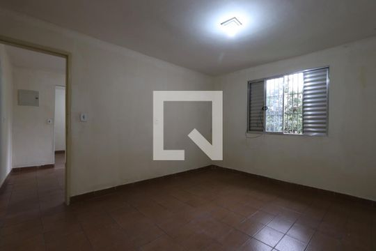 Casa para alugar com 2 quartos, 70m² em Jardim Santa Terezinha (zona Leste), São Paulo