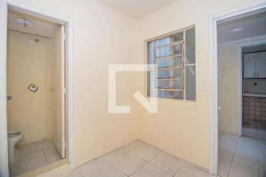 Dependência de apartamento para alugar com 2 quartos, 95m² em Bom Jesus, Porto Alegre