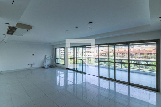 Apartamento à venda com 3 quartos, 300m² em Recreio dos Bandeirantes, Rio de Janeiro