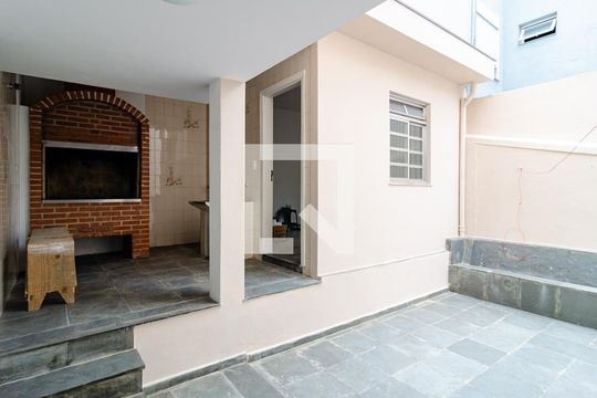 Área de Serviço de casa para alugar com 3 quartos, 170m² em Mirandópolis, São Paulo