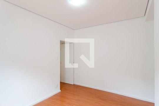 Suíte de casa para alugar com 3 quartos, 170m² em Mirandópolis, São Paulo