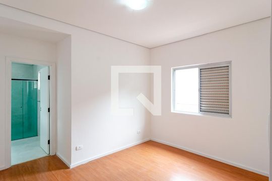 Suíte de casa para alugar com 3 quartos, 170m² em Mirandópolis, São Paulo