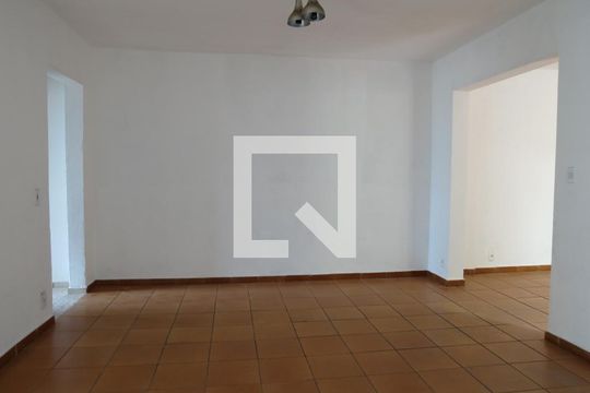 Sala 2 de casa à venda com 2 quartos, 100m² em Vila Iorio, São Paulo