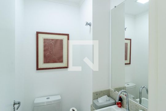 Lavabo de apartamento para alugar com 1 quarto, 47m² em Vila Fachini, São Paulo