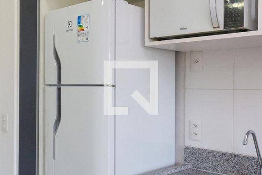 Cozinha  de kitnet/studio para alugar com 1 quarto, 25m² em Butantã, São Paulo