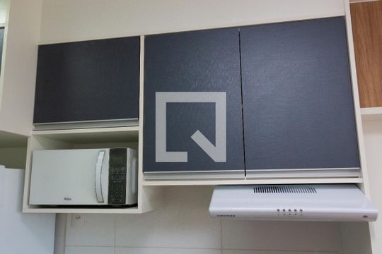 Cozinha  de kitnet/studio para alugar com 1 quarto, 25m² em Butantã, São Paulo