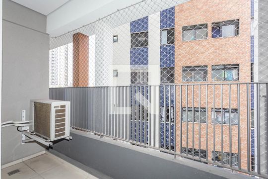Varanda de kitnet/studio à venda com 1 quarto, 28m² em Vila Mariana, São Paulo