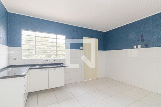 Cozinha de casa para alugar com 2 quartos, 500m² em Vila Albertina, São Paulo