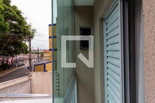 Sacada Suíte de casa à venda com 3 quartos, 100m² em Vila Salete, São Paulo