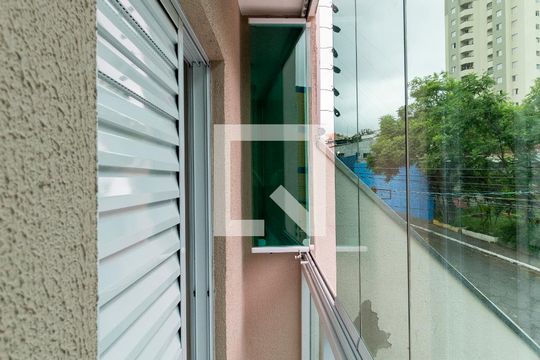 Sacada Suíte de casa à venda com 3 quartos, 100m² em Vila Salete, São Paulo