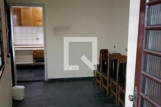 Casa à venda com 3 quartos, 150m² em Sapopemba, São Paulo