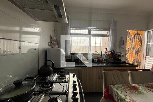 Cozinha de casa à venda com 2 quartos, 56m² em Jardim Nordeste, São Paulo
