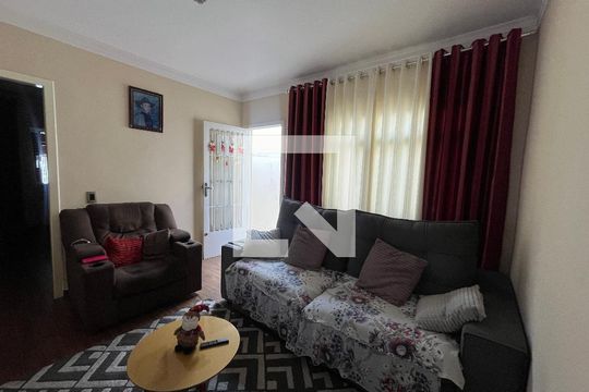 Sala de casa à venda com 2 quartos, 56m² em Jardim Nordeste, São Paulo
