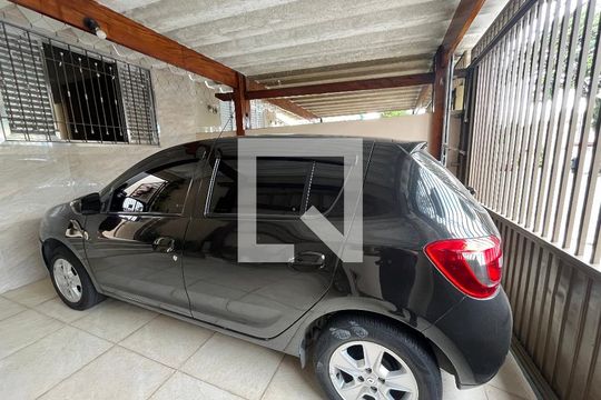 Garagem de casa à venda com 2 quartos, 56m² em Jardim Nordeste, São Paulo