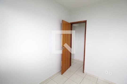 Quarto 1 de apartamento para alugar com 3 quartos, 200m² em Laranjeiras, Uberlândia