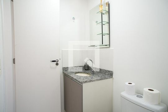 Banheiro de kitnet/studio à venda com 1 quarto, 30m² em Consolação, São Paulo