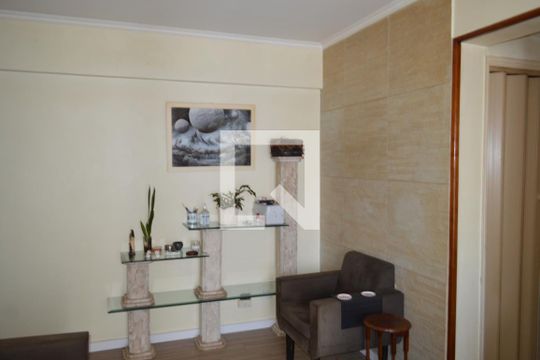 Sala de apartamento à venda com 2 quartos, 56m² em Vila Dom Pedro I, São Paulo