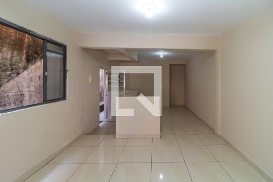 Casa para alugar com 1 quarto, 45m² em Jardim Sapopemba, São Paulo