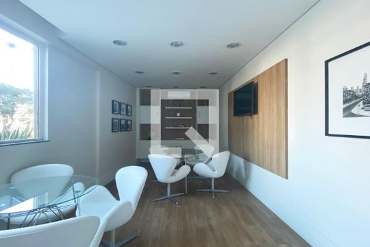 Área comum  de apartamento à venda com 2 quartos, 63m² em Jardim Tupanci, Barueri