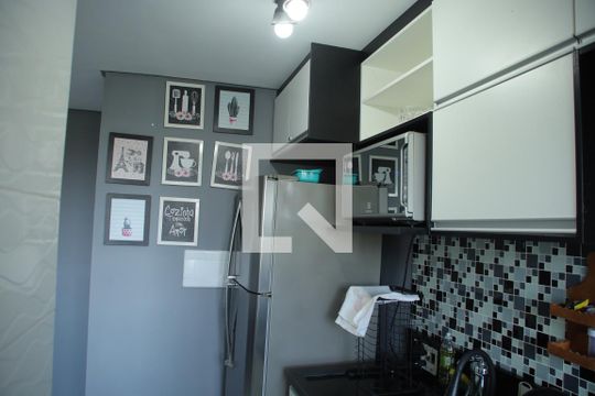 Cozinha de apartamento à venda com 2 quartos, 41m² em Jardim Boa Vista (zona Oeste), Osasco