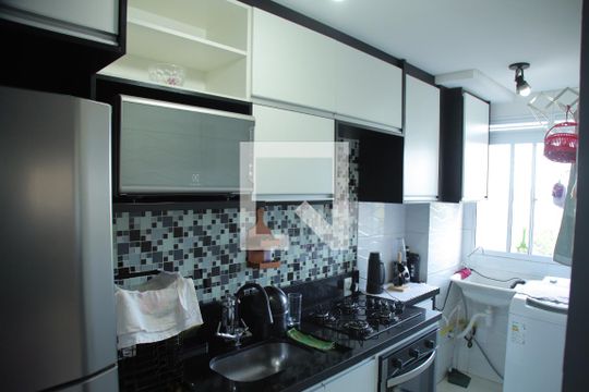 Cozinha de apartamento à venda com 2 quartos, 41m² em Jardim Boa Vista (zona Oeste), Osasco