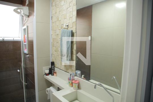 Banheiro de apartamento à venda com 2 quartos, 41m² em Jardim Boa Vista (zona Oeste), Osasco