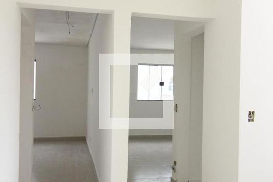 Corredor Quartos de casa para alugar com 4 quartos, 377m² em Indianópolis, São Paulo