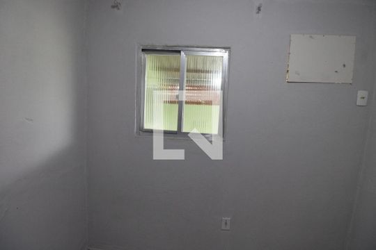Quarto de casa à venda com 2 quartos, 60m² em Irajá, Rio de Janeiro