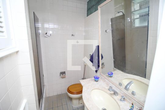 Banheiro da Suíte de apartamento à venda com 3 quartos, 94m² em Laranjeiras, Rio de Janeiro