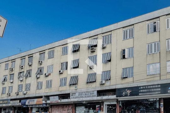 Fachada de apartamento para alugar com 2 quartos, 70m² em São Geraldo, Porto Alegre