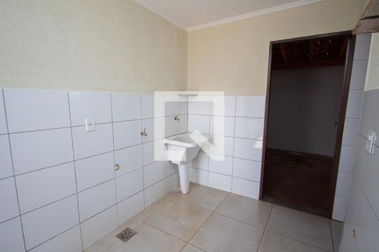 Área de Serviço de casa para alugar com 4 quartos, 100m² em Jardim Castelo Branco, Ribeirão Preto