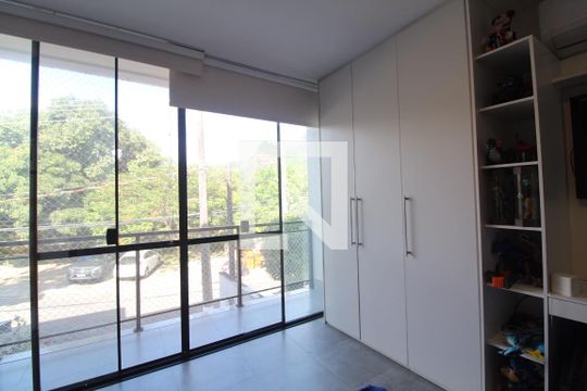 Suíte 1 de casa de condomínio para alugar com 4 quartos, 250m² em Anil, Rio de Janeiro