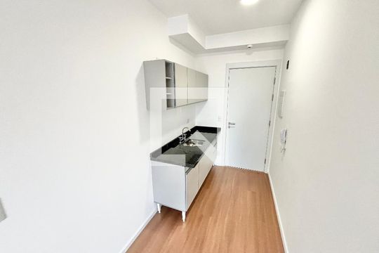 Sala/Cozinha de kitnet/studio à venda com 1 quarto, 28m² em Parada Inglesa, São Paulo