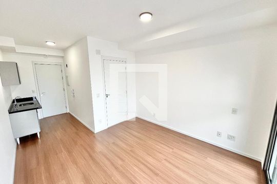 Sala/Cozinha de kitnet/studio à venda com 1 quarto, 28m² em Parada Inglesa, São Paulo