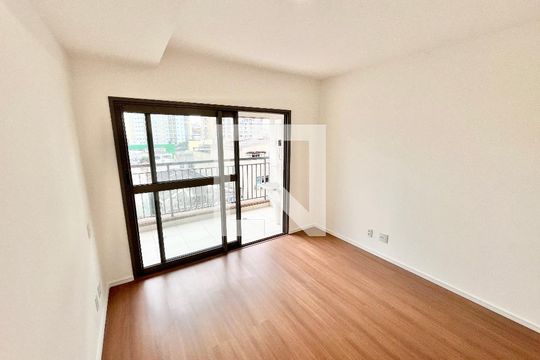 Sala/Cozinha de kitnet/studio à venda com 1 quarto, 28m² em Parada Inglesa, São Paulo