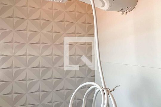 Banheiro de apartamento para alugar com 1 quarto, 30m² em Carandiru, São Paulo