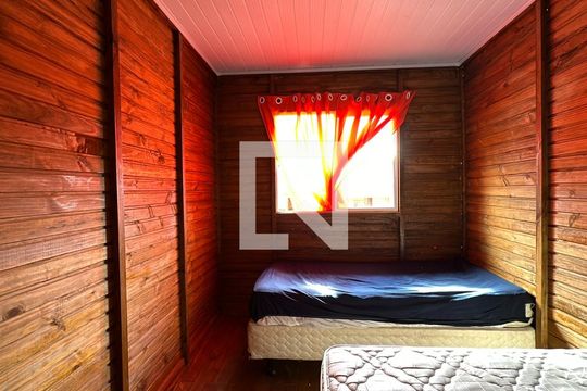 Quarto de casa para alugar com 2 quartos, 58m² em Pilarzinho, Curitiba